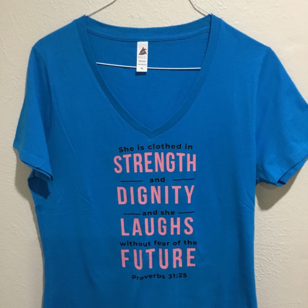 NWT-Ladies-T-Shirt